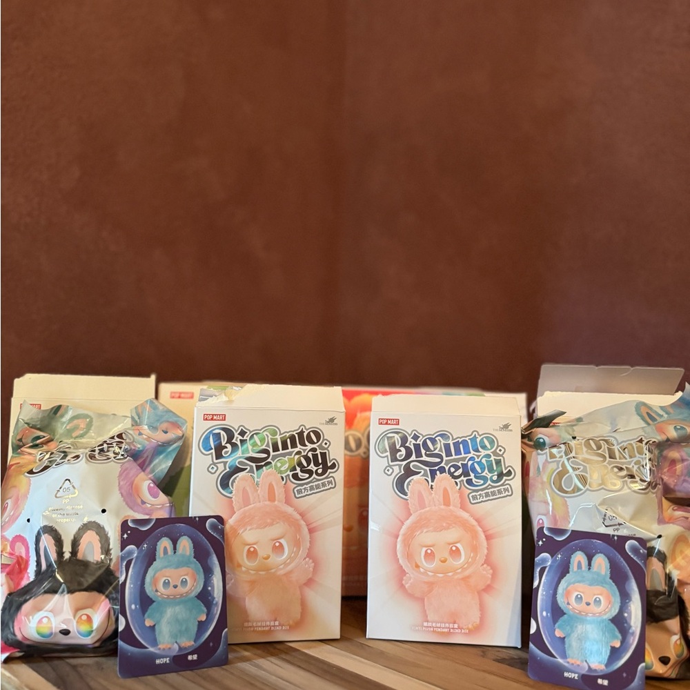 Popmart Big Into Energy - Hope